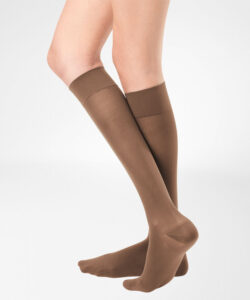 VenoTrain® Micro Below Knee Stockings Closed Toe Patterned/Plain/Silicone Top Band Ccl 1 (18-21mmHg) & Ccl 2 (23-32mmHg) RAL